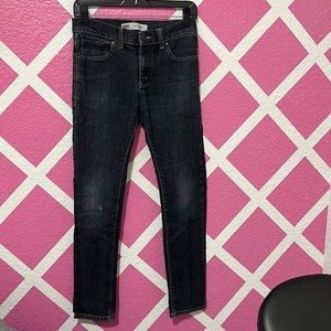 Blue lightly distressed Levi’s skinny Jeans size 18 (29x29)